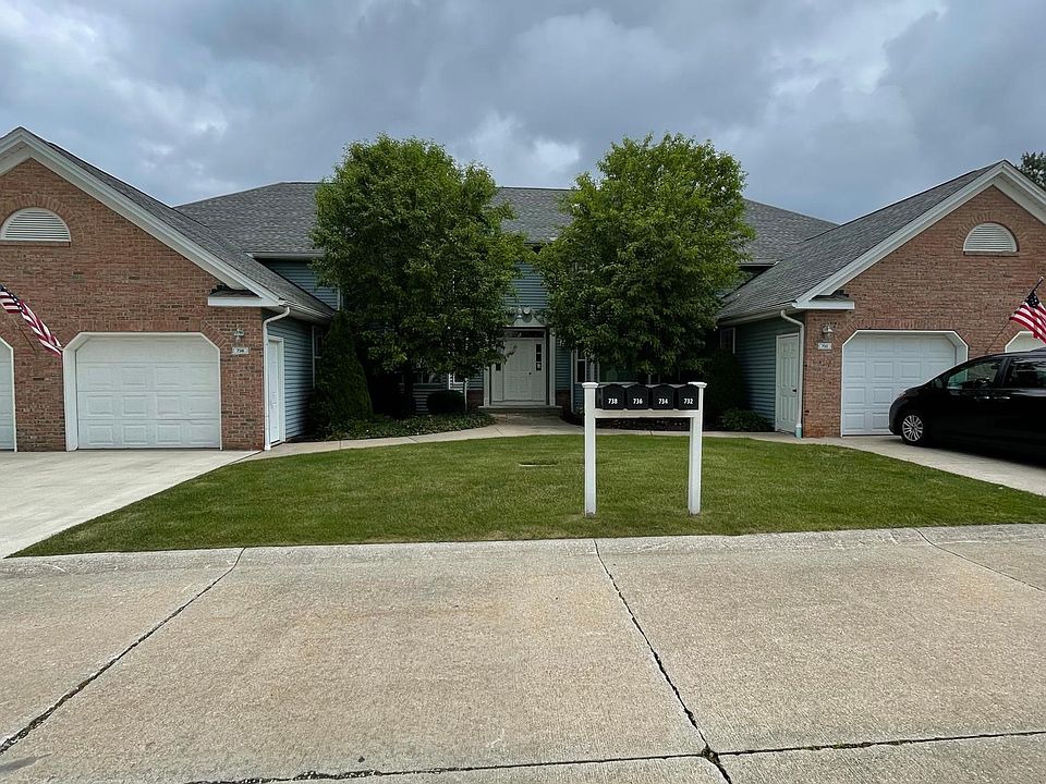 1st image of 738 Tollis Pkwy #C