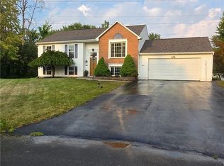 6063 Owlwood Dr, Cicero, NY 13039