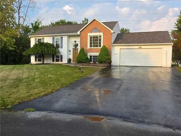 6063 Owlwood Dr, Cicero, NY 13039