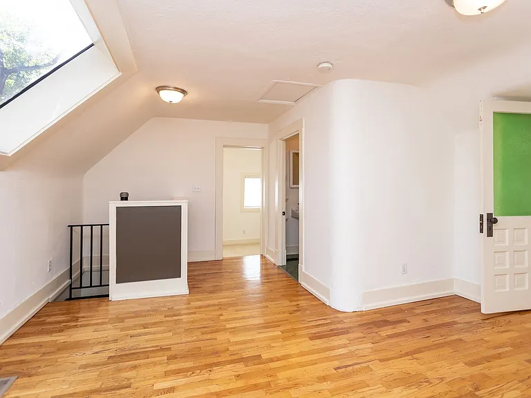 12 W Brookside St — Photo 22