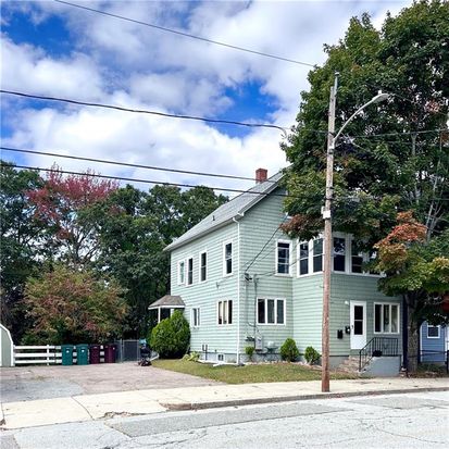 159-161 Grand St, Woonsocket, RI 02895