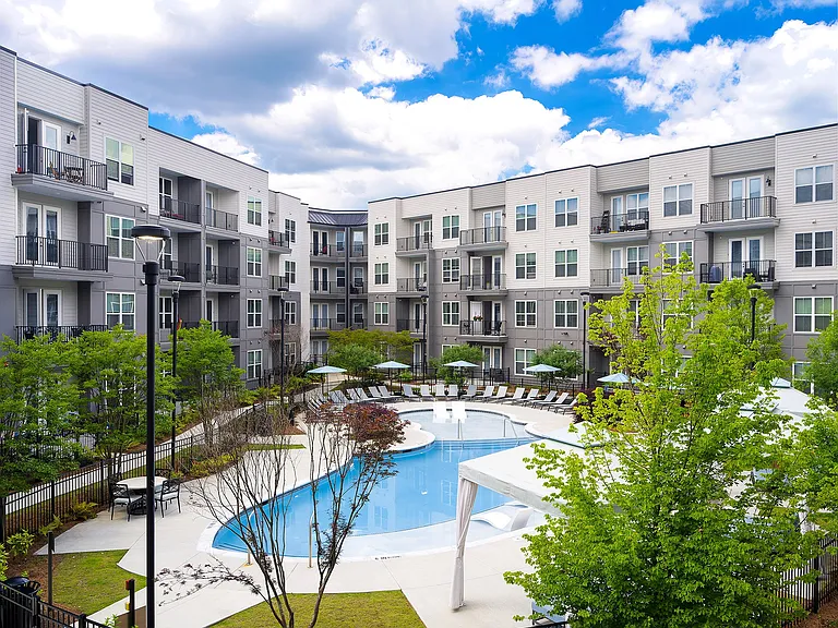 The Tomlin Luxury Apartments — Photo 30