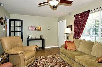 3rd image of 526 Westwood Dr