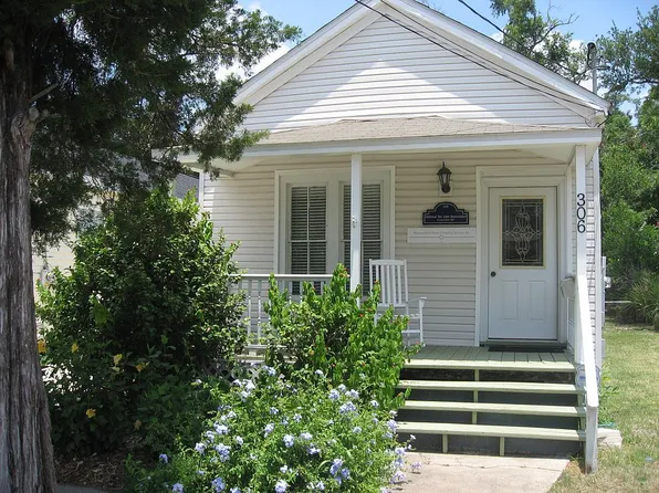 306 W Chase St, Pensacola, FL 32502