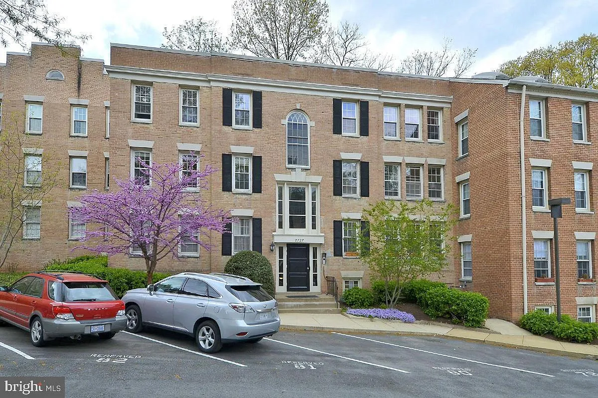 2727 Ordway St NW APT 6 photo 1