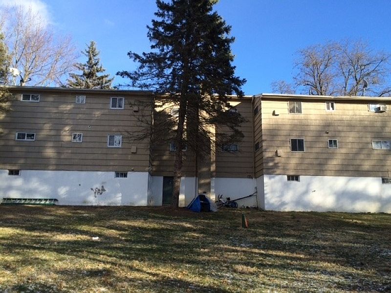 Building Photo 4