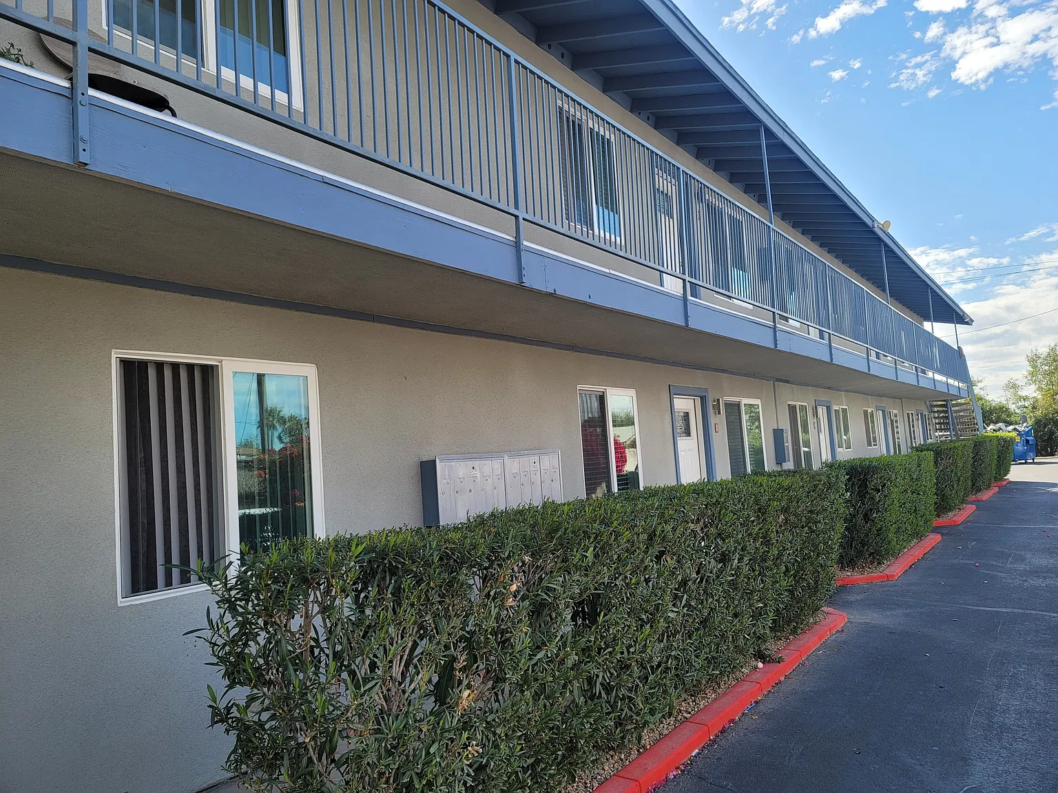 1 bed, 600 sqft, $995 — Photo 1