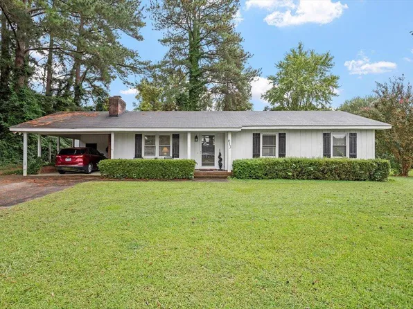 613 Devon Pl, Zebulon, NC 27597