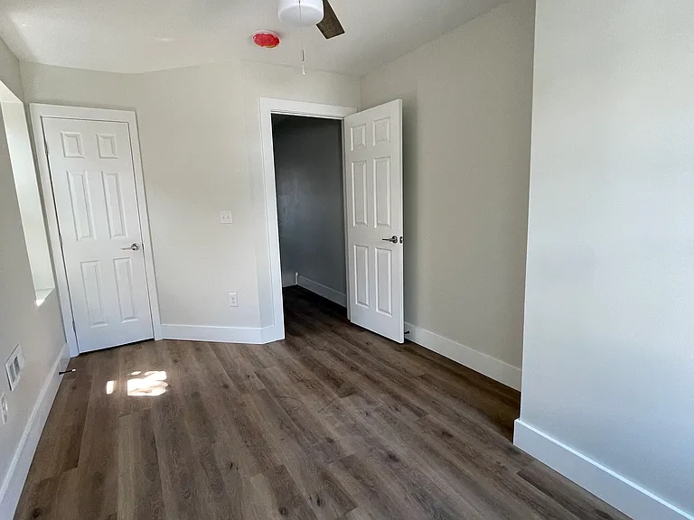 4245 Pennsgrove St — Photo 21