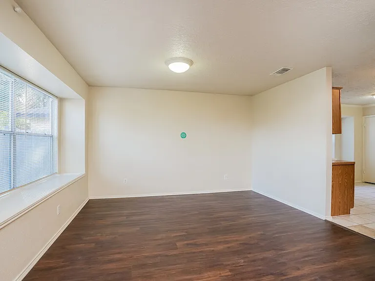 1331 Three Forks Dr — Photo 5