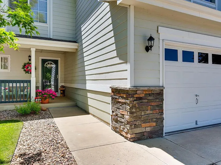 5971 S Waco St — Photo 3