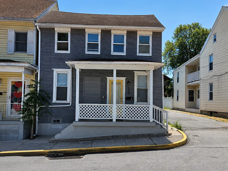 232 Wilson St #1 — Photo 17
