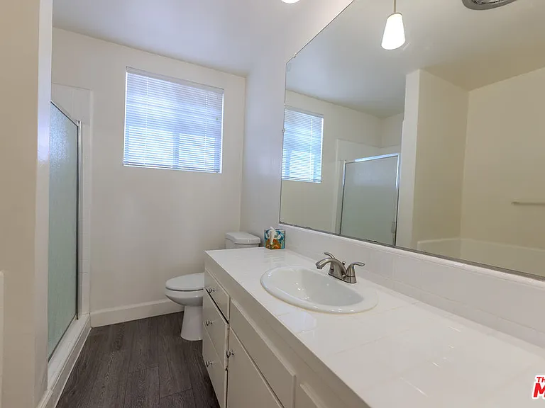1930 S Robertson Blvd #7 — Photo 18