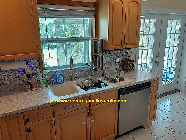 2643 Morningside Dr — Photo 10