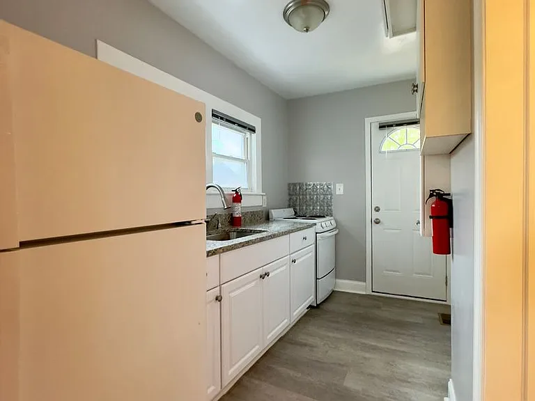 For Rent: Comfortable Living at 2910 Scherer Avenue Your Ideal Home Awaits! — Photo 10