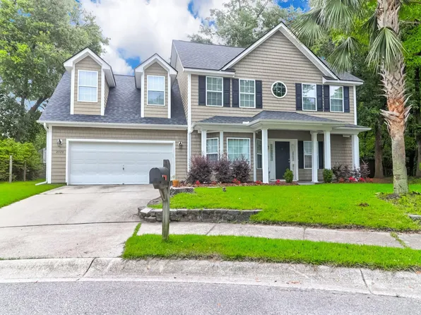 2028 Petersfield Place Dr, Charleston, SC 29412
