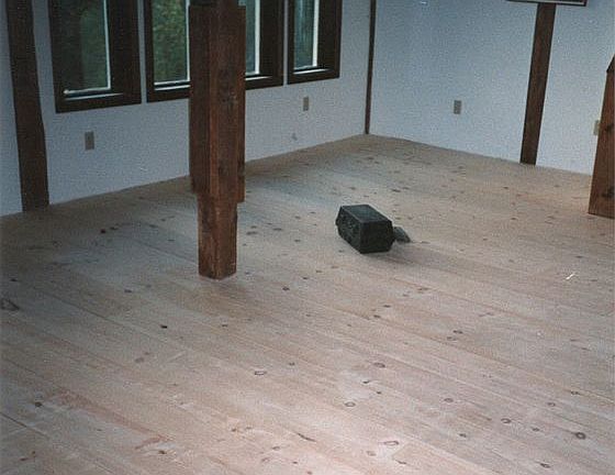 Wide plank Yellow Pine Floor