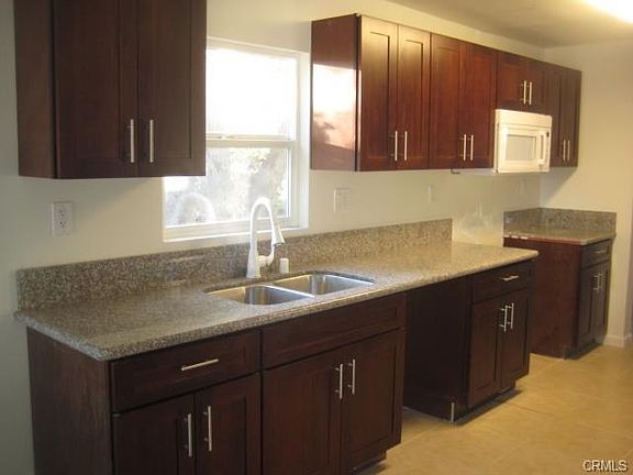3rd image of 35048 Avenue D