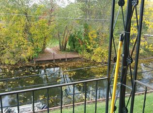 10033 Groh Rd, Grosse Ile, MI 48138