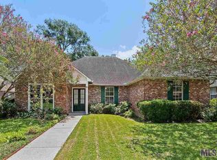 3332 Riverwalk Dr, Baton Rouge, LA 70820