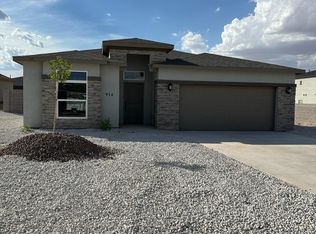 914 Pima Dr, Carlsbad, NM 88220