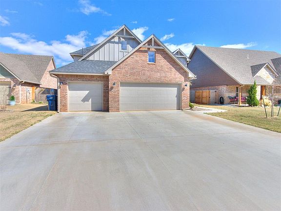 4th image of 3204 Hayven Cir