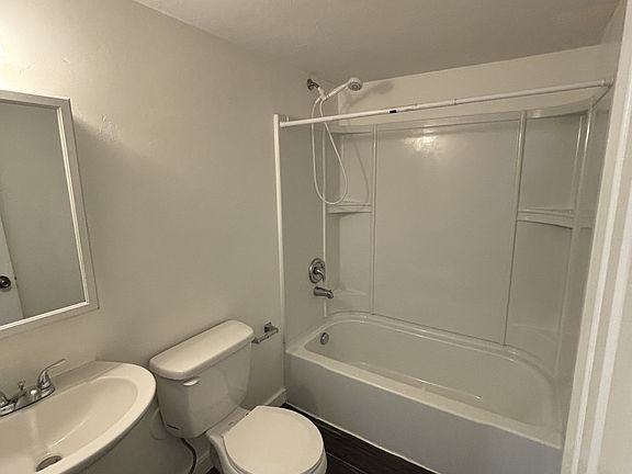 4th image of 486 Whittier St