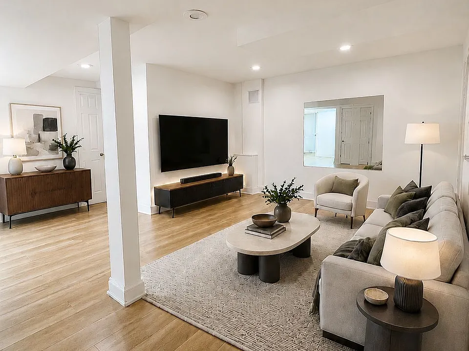 178 Highgate Dr #BASEMENT
