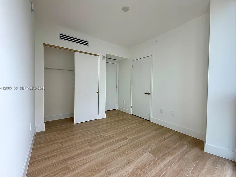 90 NE 32nd St #712 — Photo 14