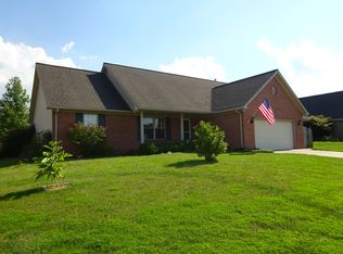 3909 Grassmere Ln, Evansville, IN 47725