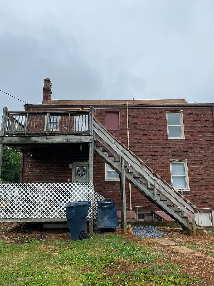 Building Photo - Sunrise Ave NW