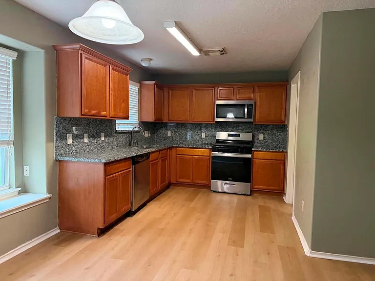 11030 Knobbley Oak Ct — Photo 3