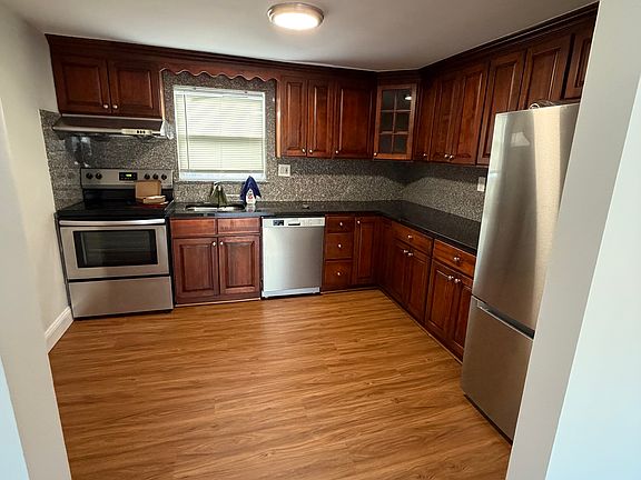 4th image of 75 Park Ave Floor 2