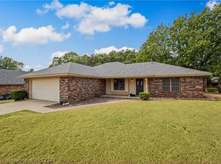 5418 S 93rd Cir, Fort Smith, AR 72903
