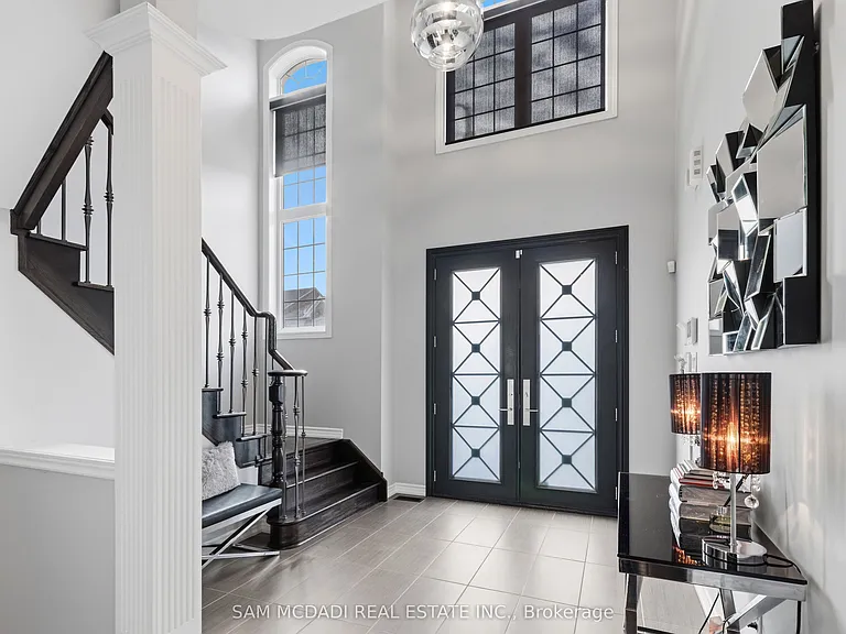 59 Kalmia Rd — Photo 4