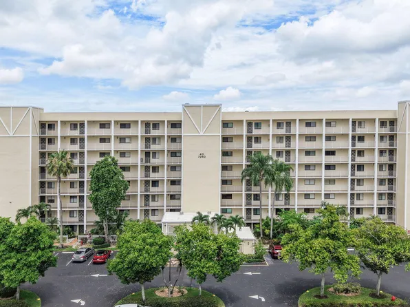 7260 Kinghurst Drive #205, Delray Beach, FL 33446