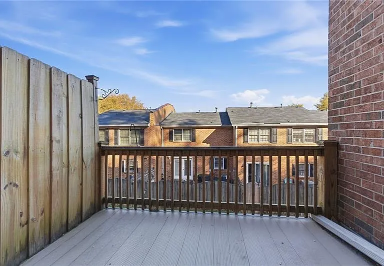6520 Roswell Rd #79 — Photo 15