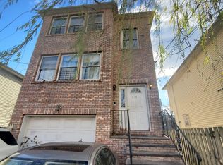 351 15th Ave #3L, Newark, NJ 07103