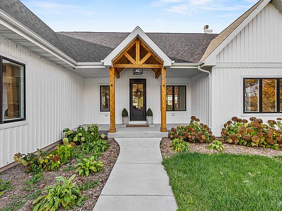 2880 Siggelkow Rd, Mc Farland, WI 53558 | MLS #2035450 | Zillow
