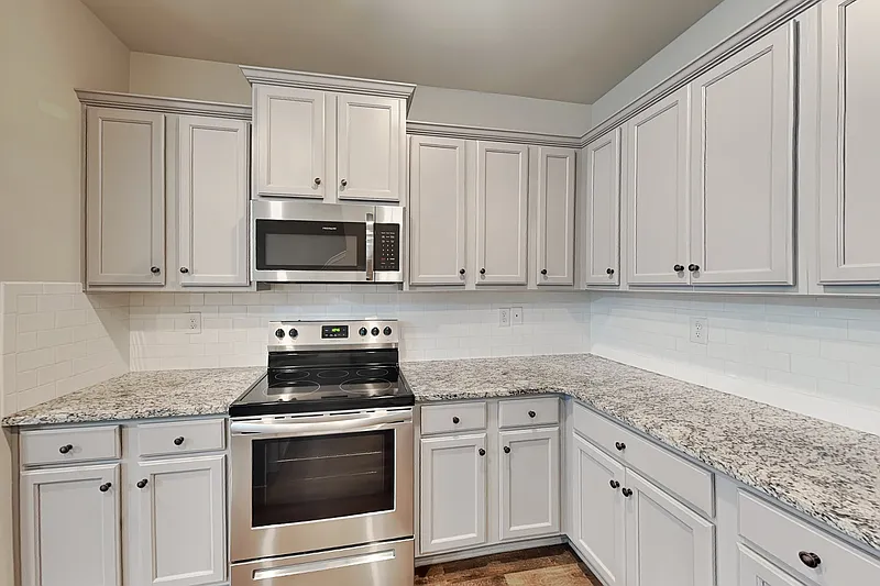 3 bed, 3.0 bath, 1488 sqft, $1,995 — Photo 4