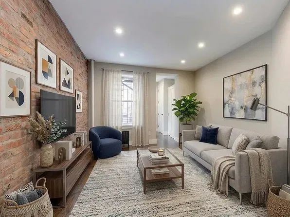 435 E 9th St APT 3, New York, NY 10009