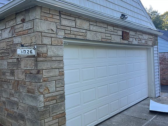 4th image of 1026 Renfield Rd