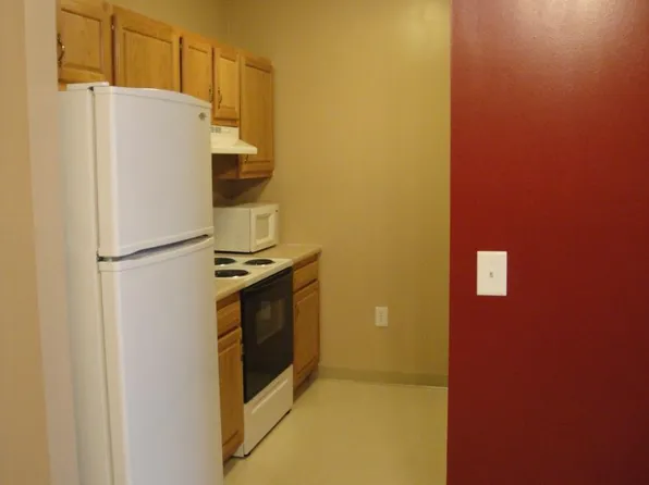 18 Harbor Ave APT 412, Nashua, NH 03060