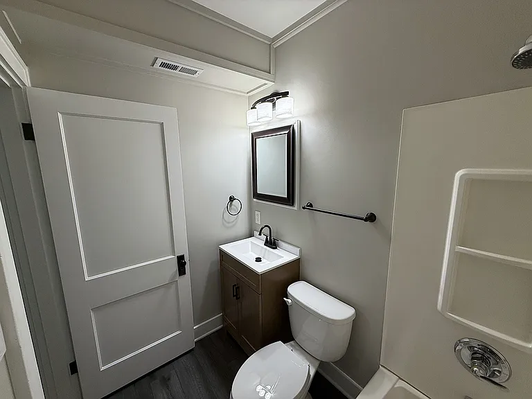 2235 S Shelby St — Photo 20