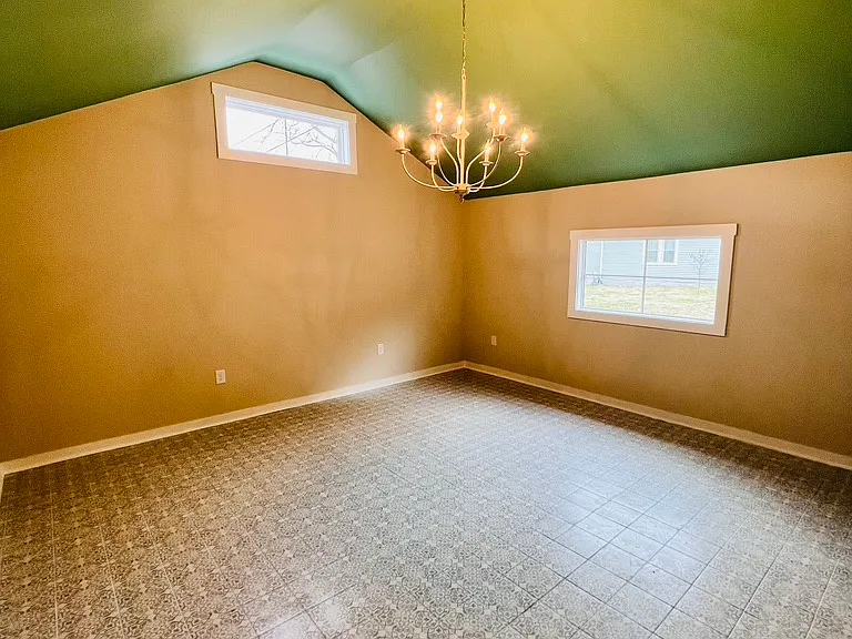 501 Vine St — Photo 6