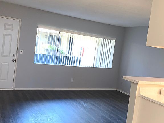 3rd image of 2450 E 6th St APT 9