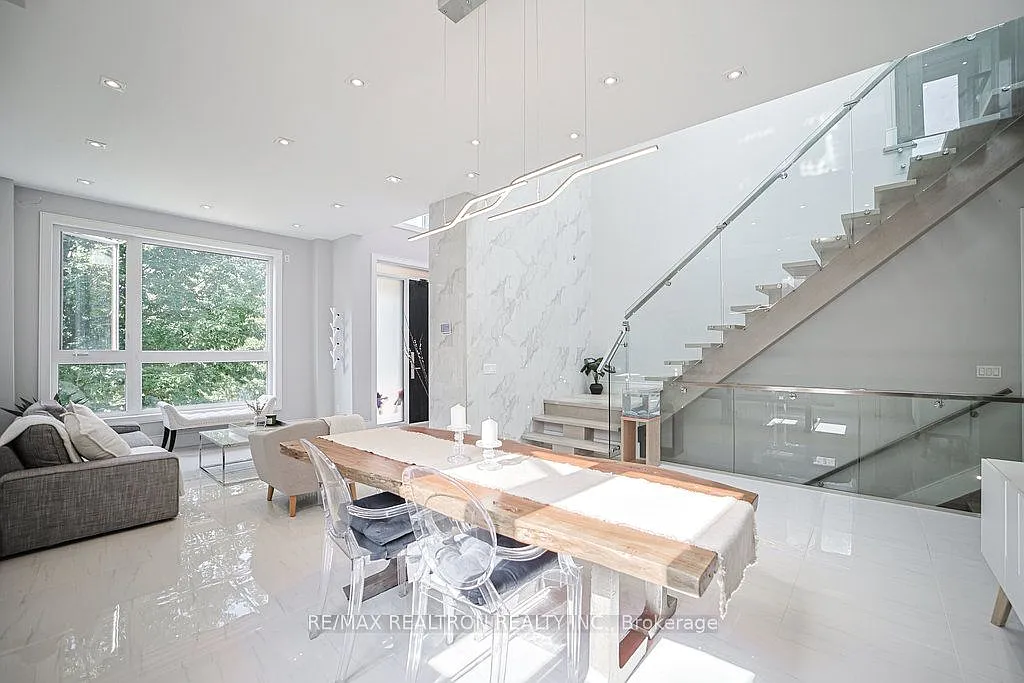 4 bed, $6,100 — Photo 4