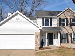 173 Keystone Farm Dr, Ballwin, MO 63021