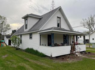 101 S Pine St, Adams, WI 53910
