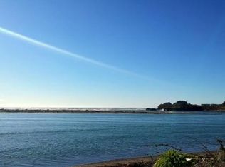 175 Salmon Harbor Rd, Smith River, CA 95567